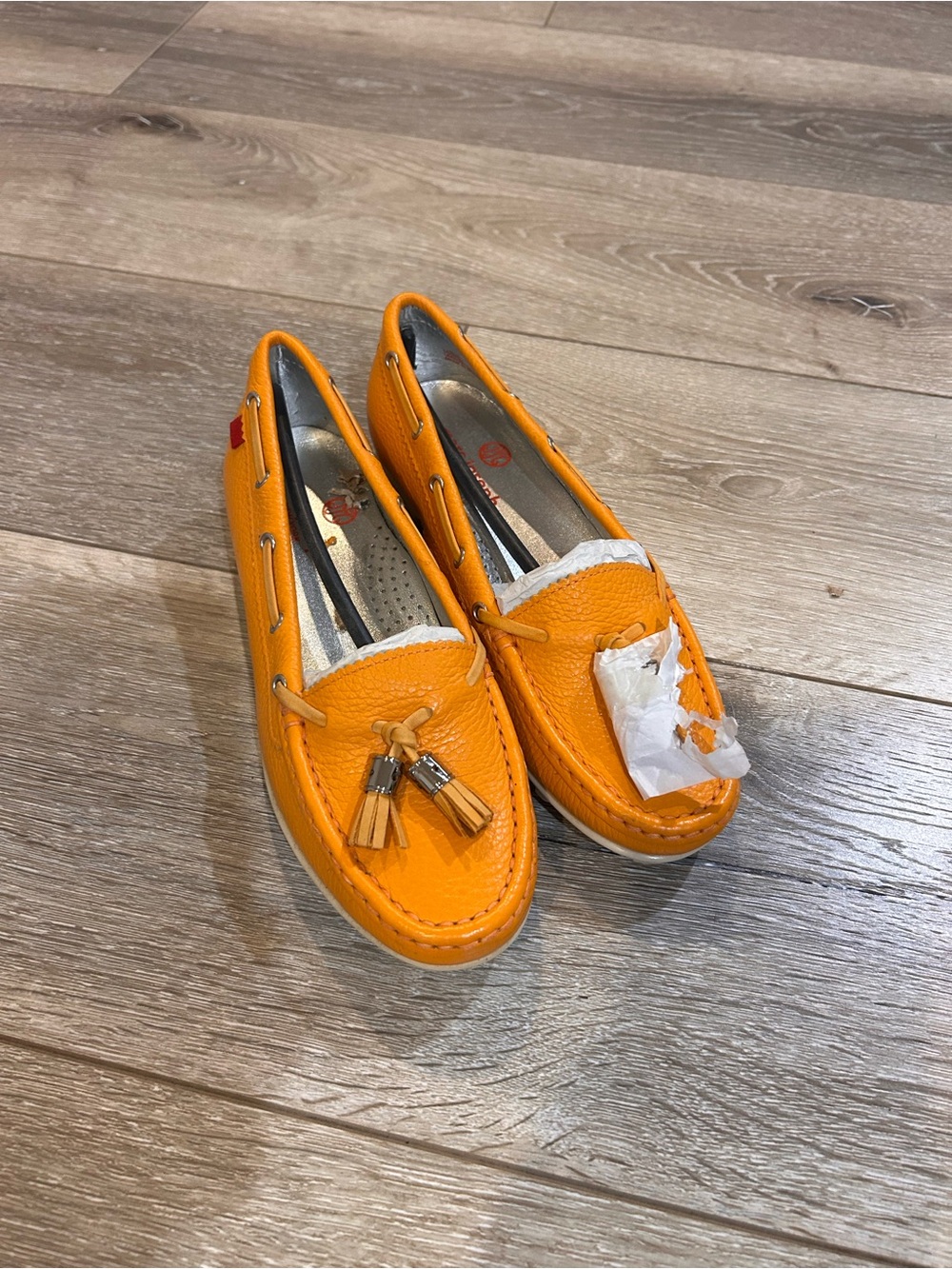 Women’s Orange Tassel Driving Loafers Marc Joseph New York Leather size 6